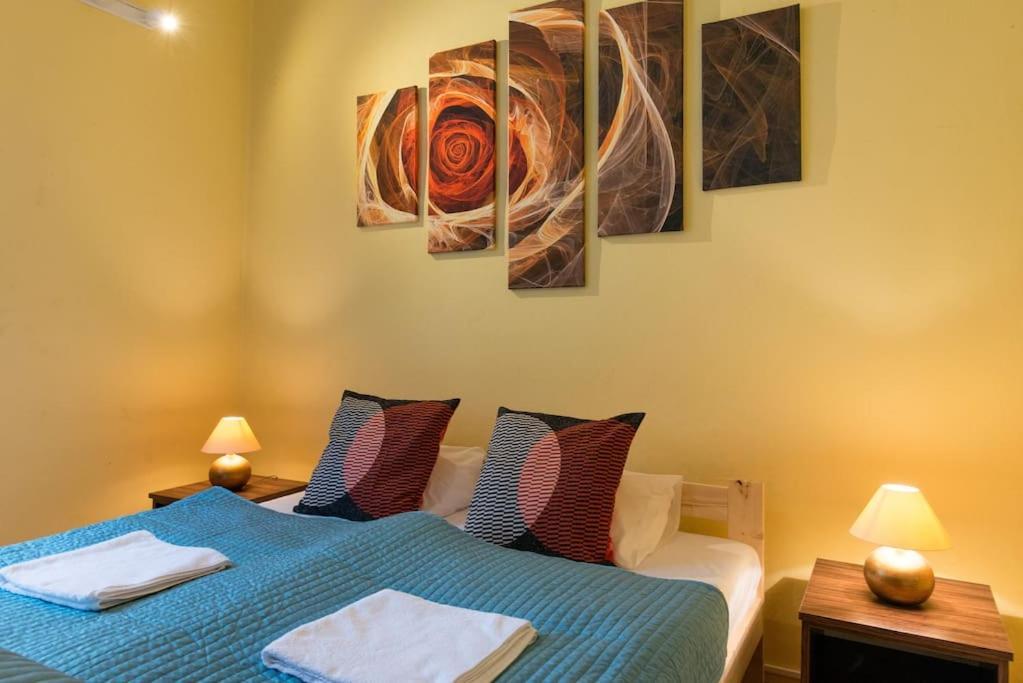 Big Cosy Retro Apt, Free Parking, 15Min Oldtown & Kazimierz - By Homelike クラクフ エクステリア 写真