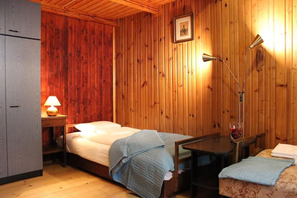 Big Cosy Retro Apt, Free Parking, 15Min Oldtown & Kazimierz - By Homelike クラクフ エクステリア 写真
